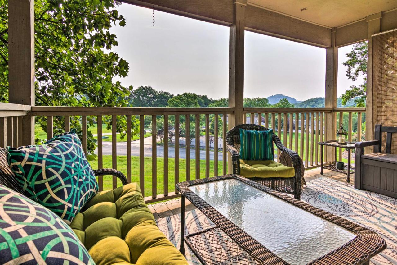 Modern Studio With Balcony About 1 Mi To Lake Lure! Экстерьер фото