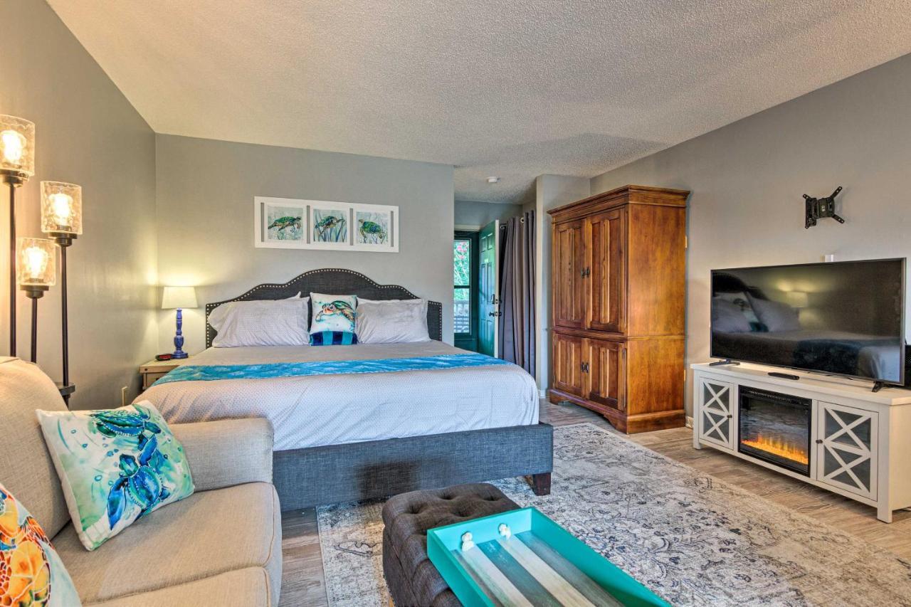 Modern Studio With Balcony About 1 Mi To Lake Lure! Экстерьер фото